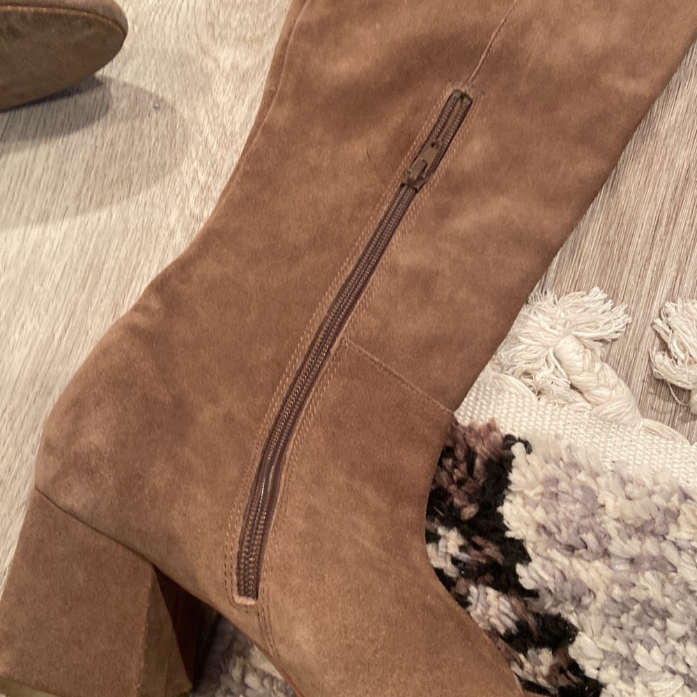 Steve Madden Hero Beige Block Heel Tall Boots - Picture 5 of 7